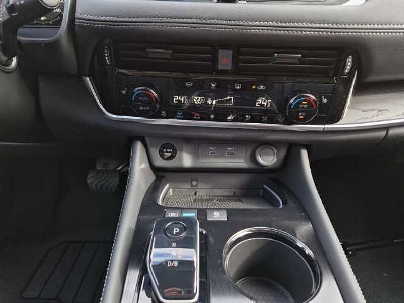 Nissan X-Trail Tekna 1.5 VC-T e-Power EU6d  HUD Panorama Navi Memory Sitze 360 Kamera